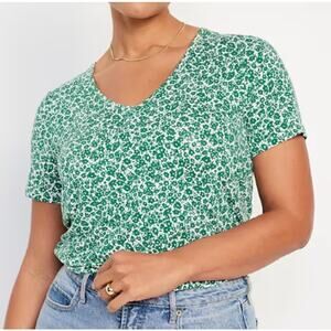 Old Navy Green Ditsy Floral Luxe VNeck TShirt Tee Top NEW Womens Large Comfy